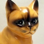 http://www.penelopeumbrico.net/files/gimgs/th-75_vintage_cat_figurine_japan_1.jpg